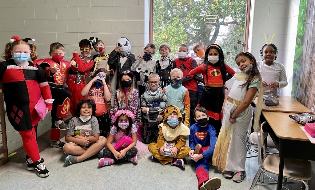 Mrs. Albright's Class- LES Halloween